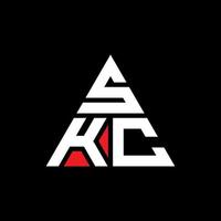 Diseño de logotipo de letra triangular skc con forma de triángulo. monograma de diseño del logotipo del triángulo skc. plantilla de logotipo de vector de triángulo skc con color rojo. logotipo triangular skc logotipo simple, elegante y lujoso.