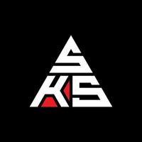diseño de logotipo de letra triangular sks con forma de triángulo. monograma de diseño de logotipo de triángulo sks. plantilla de logotipo de vector de triángulo sks con color rojo. logo triangular sks logo simple, elegante y lujoso.