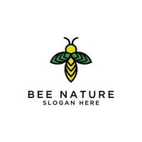 plantilla de logotipo de diseño de abeja natural. las abejas con alas están hechas de hojas. - vectores