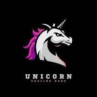 logotipo de la mascota del unicornio vector