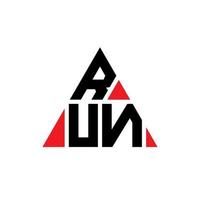 ejecuta el diseño del logotipo de la letra triangular con forma triangular. ejecutar monograma de diseño de logotipo de triángulo. ejecutar plantilla de logotipo de vector de triángulo con color rojo. ejecute el logotipo triangular logotipo simple, elegante y lujoso.