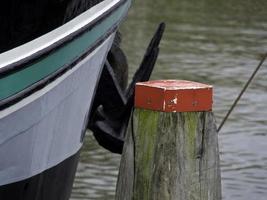 Urk en el ijsselmeer en Holanda foto