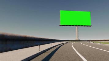 Rendering 3d di un cartellone pubblicitario accanto all'autostrada. cartellone con schermo verde. video