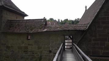 kloster maulbronn, deutschland, mittelalterliches unesco-weltkulturdenkmal, baden-württemberg, deutschland video