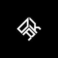diseño de logotipo de letra ok sobre fondo negro. concepto creativo del logotipo de la letra de las iniciales de ork. diseño de letras de trabajo. vector