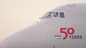 NOVOSIBIRSK, RUSSIAN FEDERATION JUNE 10, 2020 - Close up view of Cargolux Boeing 747 LX VCN cockpit. Tolmachevo Airport, Novosibirsk video