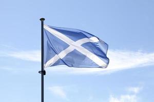 bandera de escocia ondeando foto