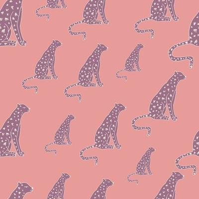 Doodle cheetah seamless pattern. Hand drawn cute leopard endless wallpaper. Wild animals background.