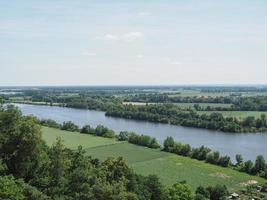 vista del río danubio en donaustauf foto