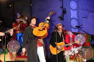 LOS ANGELES, NOV 20 -  Ronn Moss, Peter Beckett, Player at the Hollywood and Highland Tree Lighting Concert 2010 at Hollywood and Highland Center Cour on November 20, 2010 in Los Angeles, CA photo