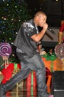 los angeles, 20 de noviembre - kyle massey en el concierto de iluminación de árboles de hollywood y highland 2010 en hollywood and highland center cour el 20 de noviembre de 2010 en los angeles, ca foto