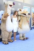 LOS ANGELES, JUL 17 -  Jennifer Lopez, Ice Age Characters at the  Ice Age -  Collision Course  at the 20th Century Fox Lot on July 17, 2016 in Los Angeles, CA photo