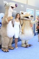 LOS ANGELES, JUL 17 -  Jennifer Lopez, Ice Age Characters at the  Ice Age -  Collision Course  at the 20th Century Fox Lot on July 17, 2016 in Los Angeles, CA photo