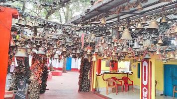 templo golu devta, el templo uttarakhand está dedicado a gollu devta, una encarnación de gaur bhairav. foto