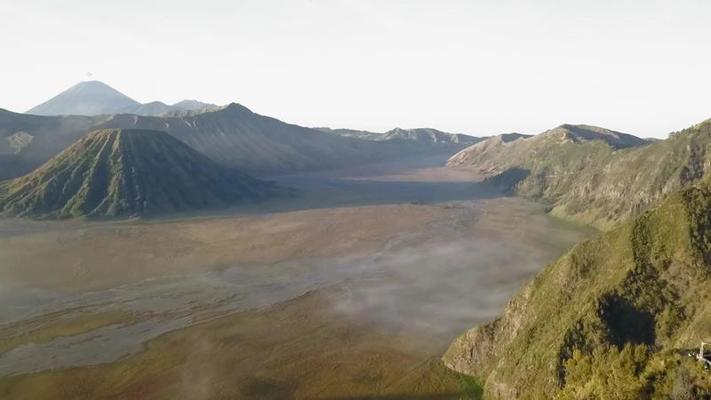 火山口影片