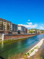 hdr río adigio en verona foto