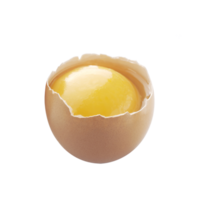 huevos de gallina en cáscaras de huevo rotas en un archivo png de fondo transparente