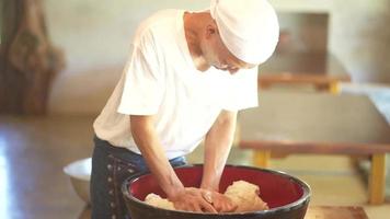 A man who kneads buckwheat flour video