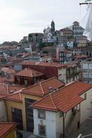 Vista aérea colorida del centro de Oporto. Portugal foto