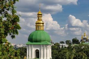 iglesia vvedensky en kiev, ucrania foto