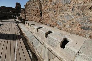 baños públicos de la ciudad antigua de efeso, izmir, turquía foto