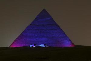 pirámide de khafre en el cairo, egipto foto