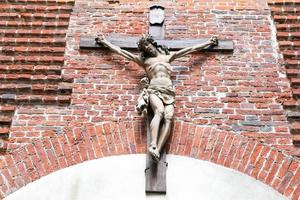 cruz en la catedral armenia de lviv, ucrania foto