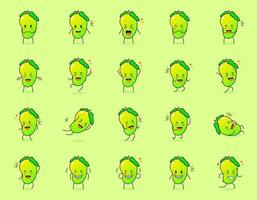 colección de lindos personajes de dibujos animados de mango con expresión feliz y sonriente. adecuado para emoticonos, logotipos, símbolos y mascotas. como emoticono, pegatina o logotipo de fruta