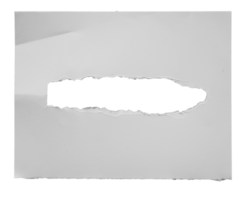 trasigt papper med de böjda rullarna rivna sidor. ett långt svart hål av rivet på det vita papperet. realistiskt trasigt papper med de rivna kanterna för kopieringsutrymme och text. png