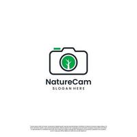 diseño elegante del logotipo de la cámara natural, concepto de línea de diseño del logotipo de la cámara con el árbol vector