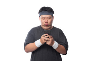 homem jovem esporte gordo asiático usando smartphone, arquivo png