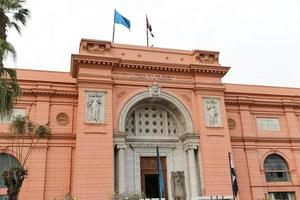 frente al museo egipcio, el cairo, egipto foto