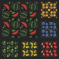 conjunto de diferentes patrones de frutas sin fisuras. garabato, vector, fruta, plano de fondo vector