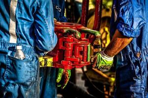 trabajadores del campo petrolero texas foto