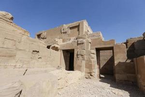 templo mortuorio de seti i en luxor, egipto foto