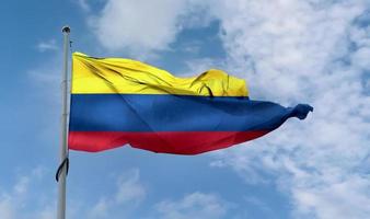 bandera de colombia - bandera de tela ondeante realista. foto