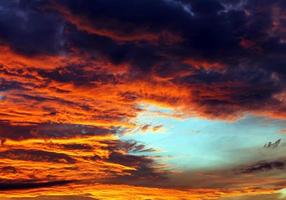 beautiful red bright clouds photo