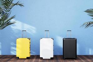 equipaje de color o bolsa de equipaje sobre fondo azul para viajes de transporte foto