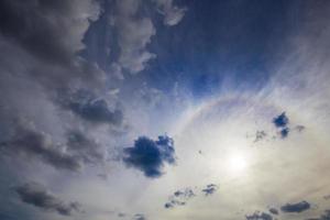 hermoso cielo azul foto