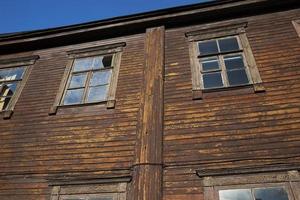 abandoned old wooden house photo