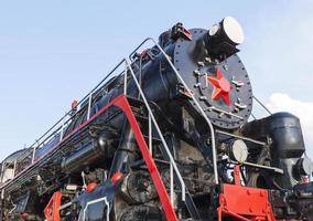 Locomotora de vapor antigua de cerca foto