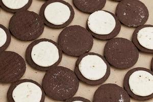 chocolate cookies with creamy cream filling photo