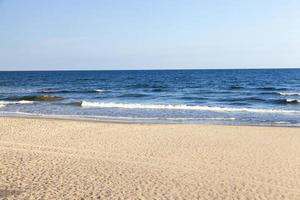 photo of water at sea, summer weather with a strong wind