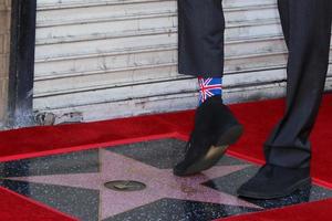 los angeles, 25 de octubre - hugh laurie en la ceremonia de la estrella del paseo de la fama de hugh lauriehollywood en el hollywood blvd el 25 de octubre de 2016 en los angeles, ca foto