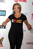 los angeles, sep 5 - katie couric en el stand up 2 cancer telecast llegadas en dolby theater el 5 de septiembre de 2014 en los angeles, ca foto