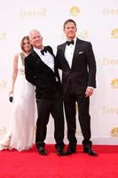 los angeles, 25 de agosto - kate mara, ryan murphy en los premios emmy en horario estelar de 2014, llegadas al teatro nokia en la live el 25 de agosto de 2014 en los angeles, ca foto