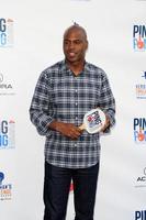 los angeles, 30 de julio - kevin frazier en el 3er propósito anual de ping pong 4 de clayton kershaw en el estadio dodger el 30 de julio de 2015 en los angeles, ca foto