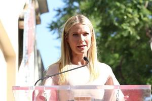 LOS ANGELES, DEC 8 - Gwyneth Paltrow at the Rob Lowe Star on the Hollywood Walk of Fame at the Hollywood Blvd on December 8, 2015 in Los Angeles, CA photo