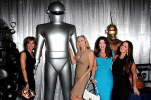 los angeles, 6 de septiembre - lisa rinna, eileen davidson, lisa vanderpump, kyle richards en la noche de ciencia ficción, fantasía y terror después de la fiesta en iatse stage 80 el 6 de septiembre de 2014 en burbank, ca foto