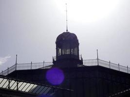 edificio modernista en el barrio del born de la ciudad de barcelona. foto